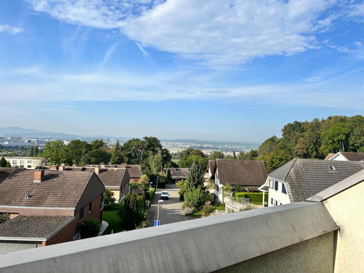 Dachwohnung In Flughafennaehe Kloten Luaran gambar
