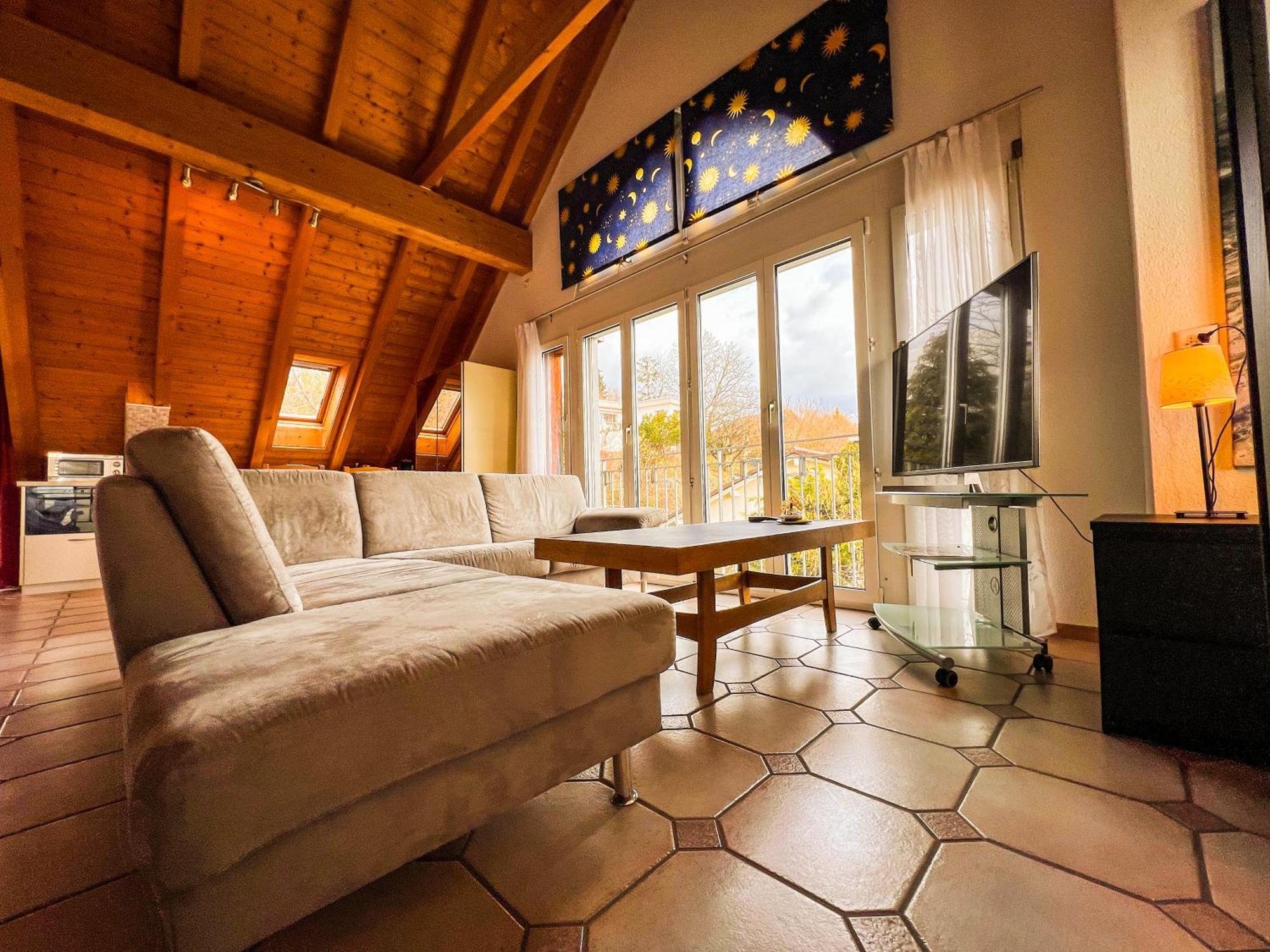 Dachwohnung In Flughafennaehe Kloten Luaran gambar