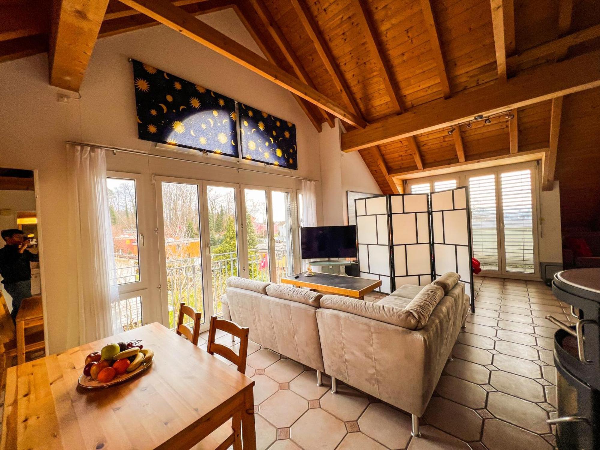 Dachwohnung In Flughafennaehe Kloten Luaran gambar